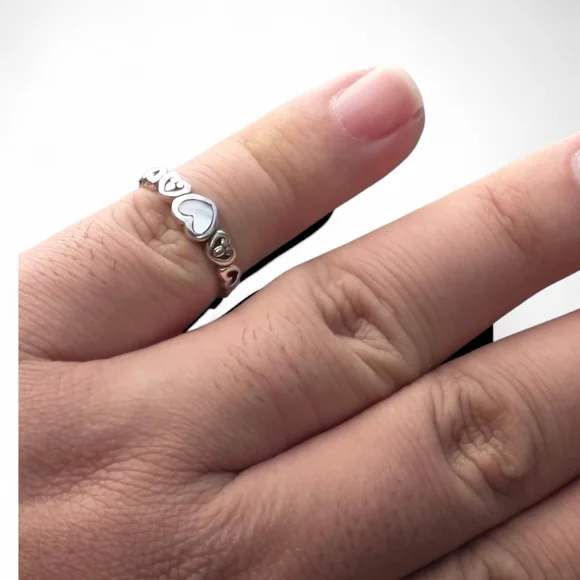 New Annika Witt Sterling Silver Hearts Ring Size 8 - Picture 6 of 6